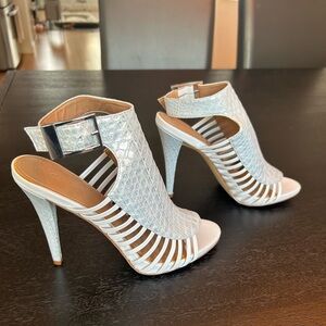 NWOB Calvin Klein Pearl Snakeskin Print Heels with Ankle Straps